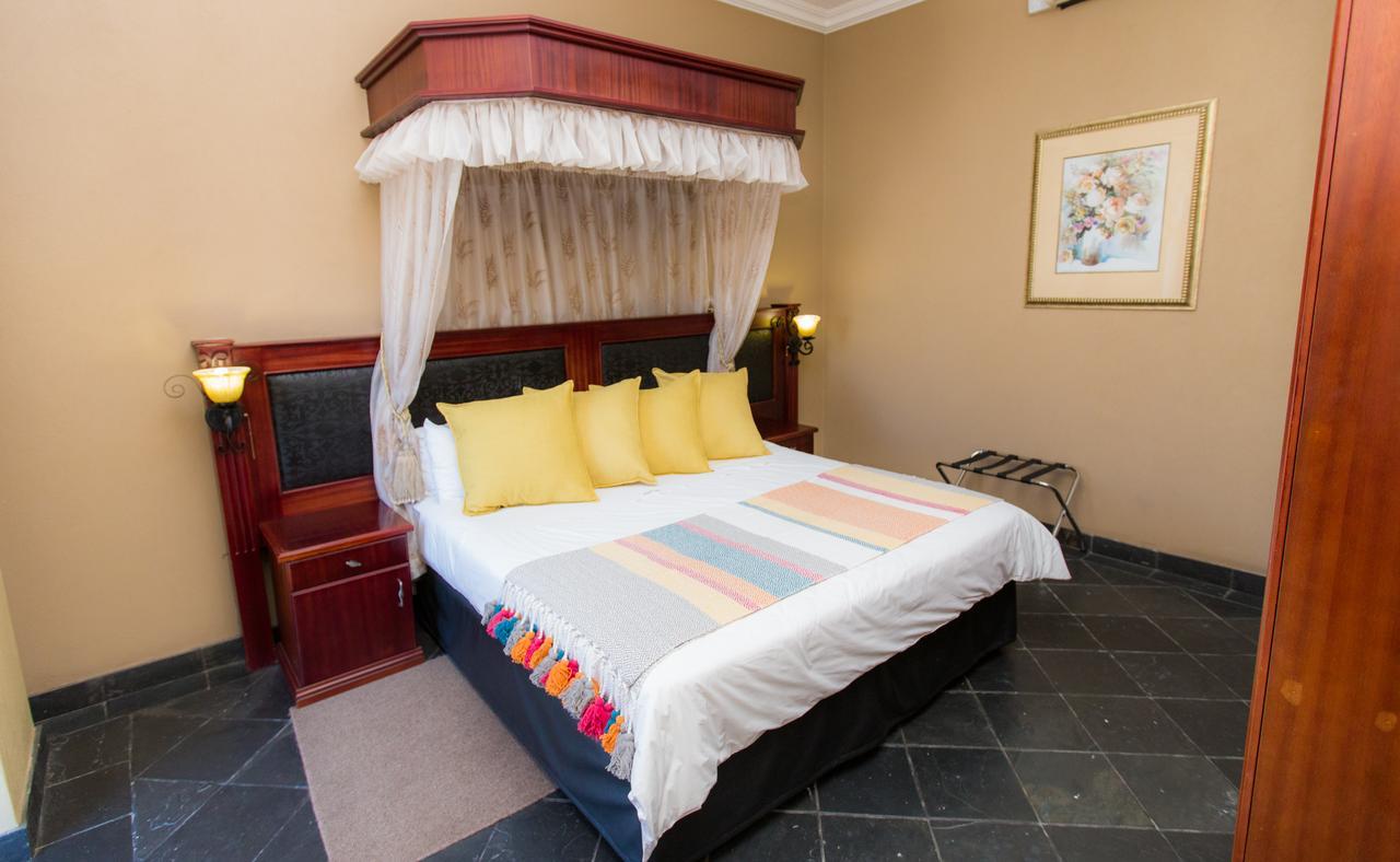 Picanha Grill Guest House & Events Venue Nigel Extérieur photo