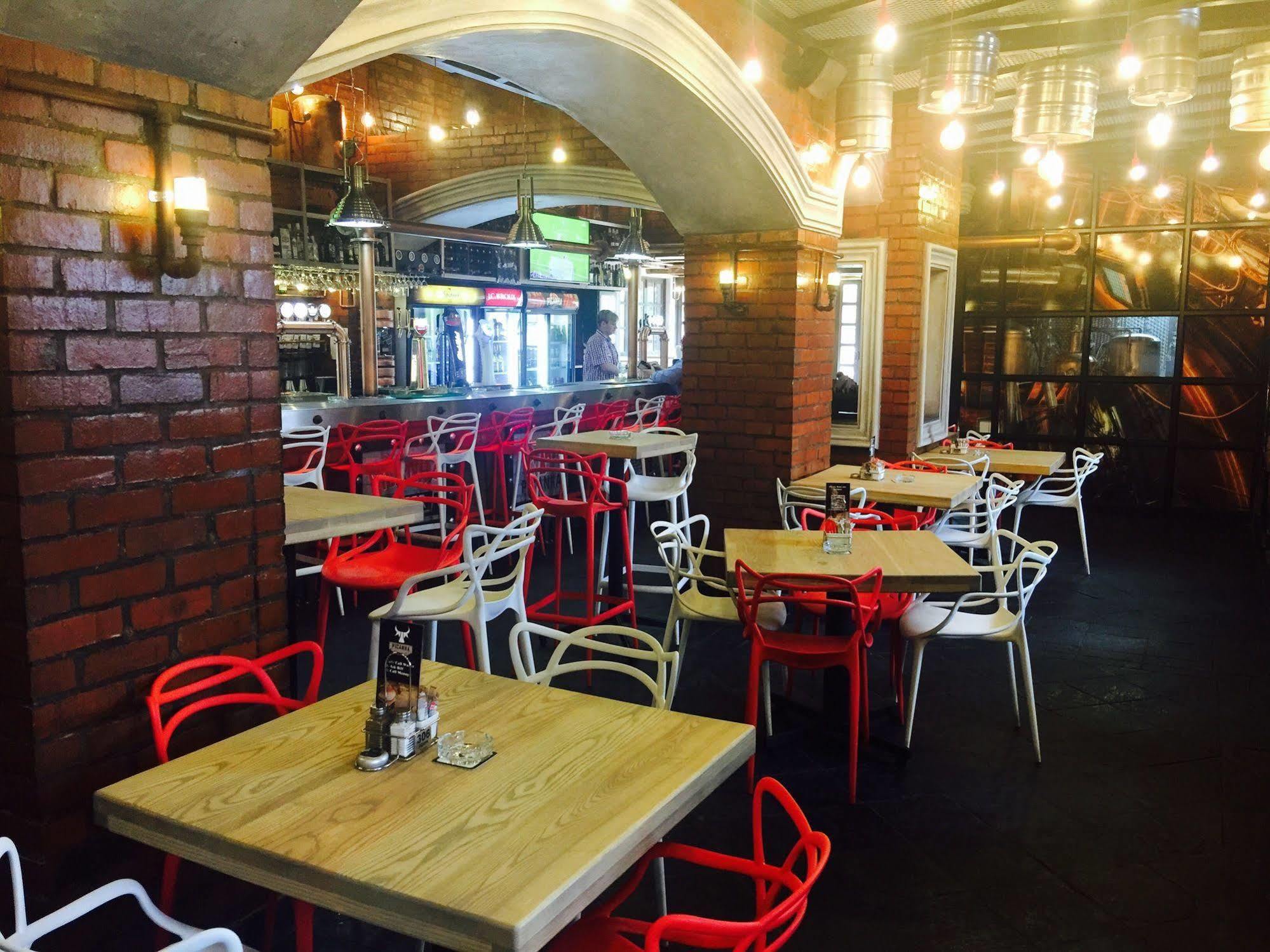 Picanha Grill Guest House & Events Venue Nigel Extérieur photo